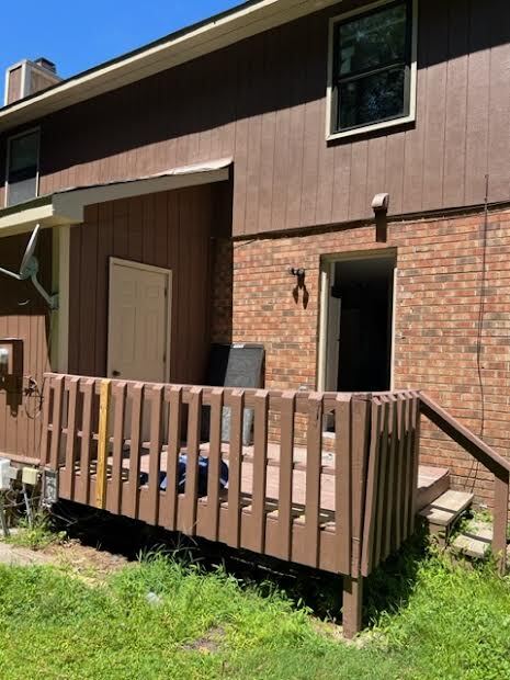 Building Photo - 1417 Cherrycrest Dr