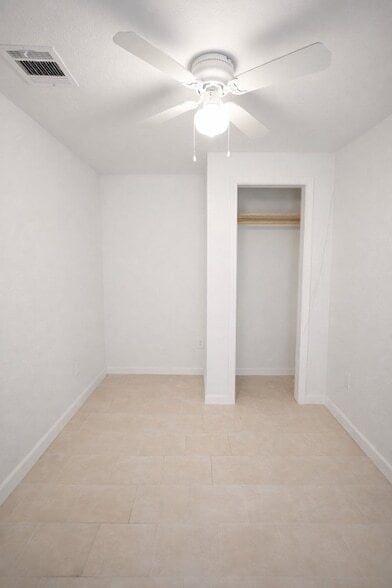 Building Photo - 916 Parkway Dr