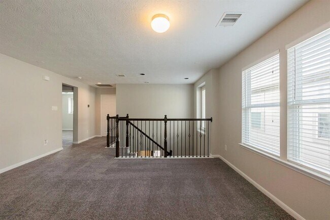 Building Photo - 15835 Copper Springs Ln