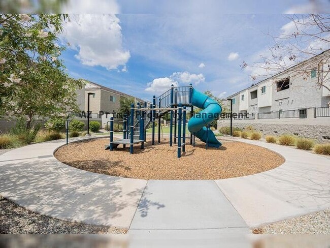 Building Photo - 8343 N 22nd Dr