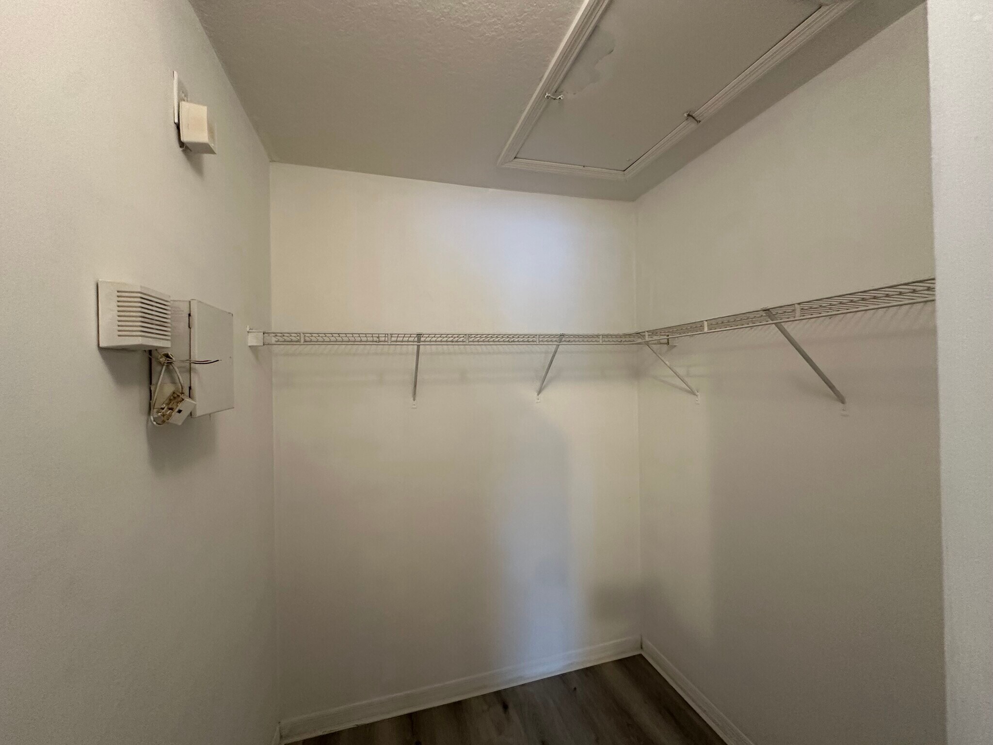 Building Photo - 1261 SE 31st Ct