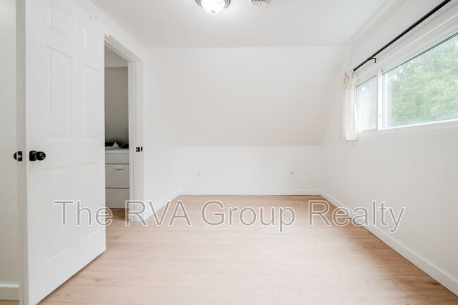 Building Photo - 5408 Westbourne Dr