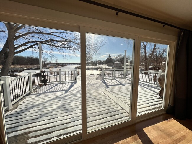 Building Photo - 37 N Channel Dr