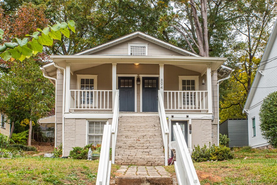 Triplex located steps from Beltline - 894 Ormewood Ave SE