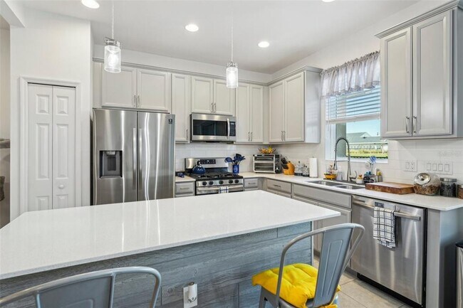 Building Photo - 6324 Camino Dr