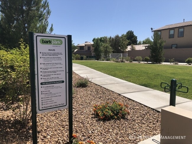 Building Photo - 2324 Mundare-