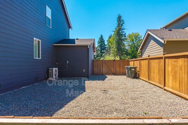 Building Photo - 5611 151st St Ct E