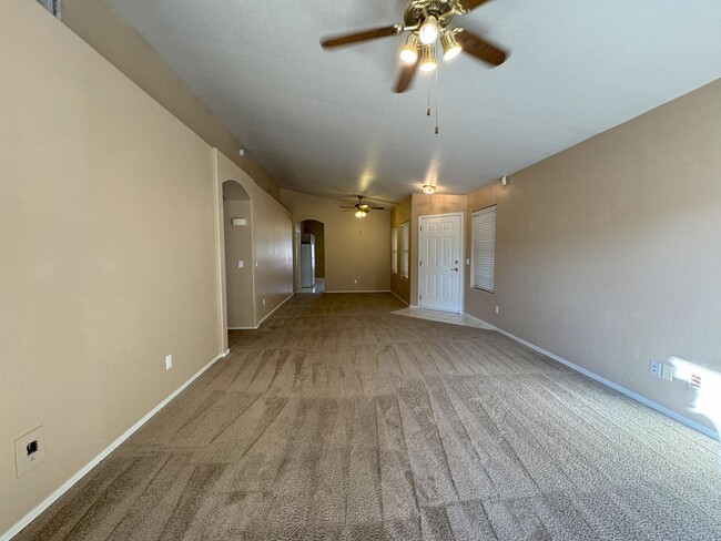 Building Photo - ***MOVE IN SPECIAL**SPRINGS IN CHANDLER 3 ...