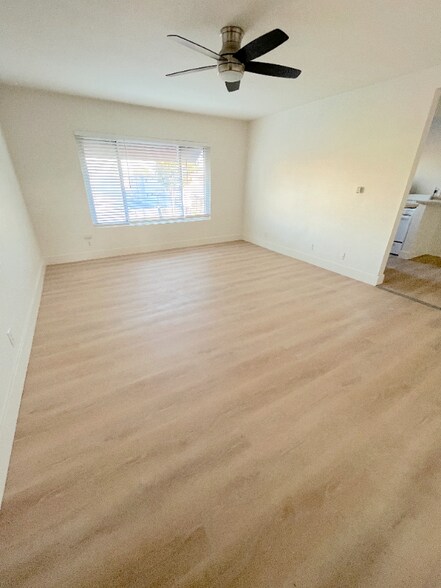 Building Photo - 2115 Placentia Ave