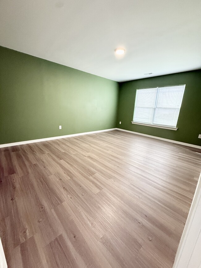Building Photo - 248 S 1516