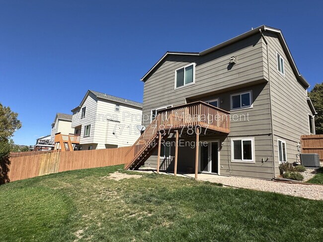 Building Photo - 965 Piros Dr