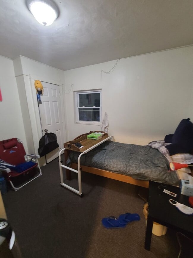 Building Photo - 349 Atwood Street