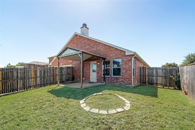 Building Photo - 1217 Spring Water Dr
