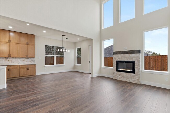 Building Photo - 5702 Barkridge Dr