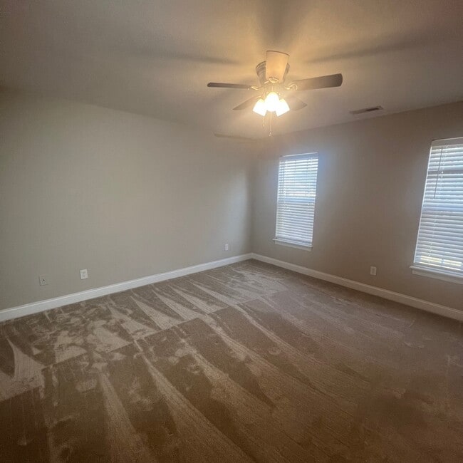 Building Photo - 310 Jeremy Ln