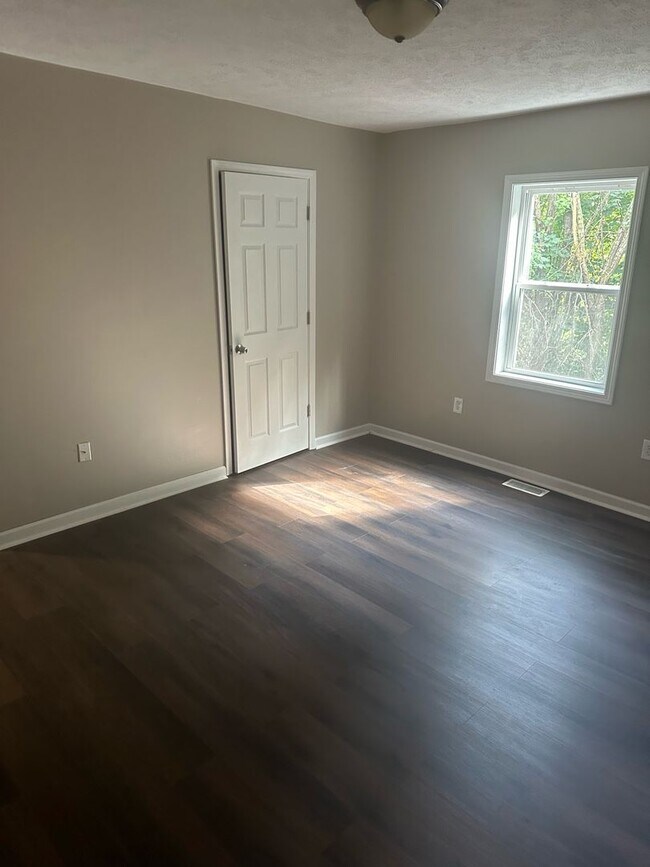 Building Photo - FABULOUS 4 BED HOME New Brighton