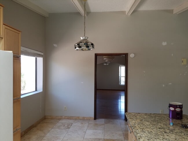 Building Photo - Nice Three Bedroom Home in Mesa With a Pool