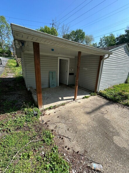 Building Photo - 66 Franklin Ave