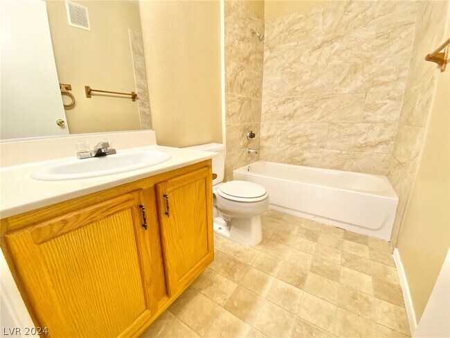 Building Photo - 3065 Casey Dr