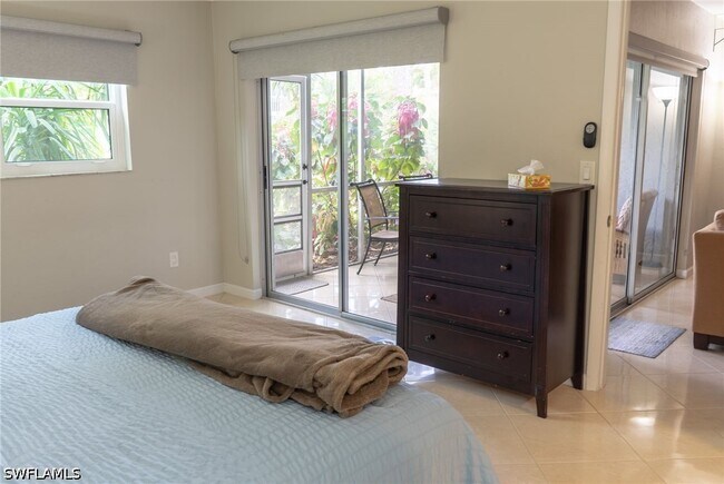 Building Photo - 27249 Pullen Ave