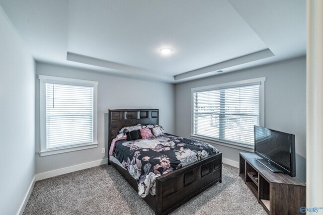 Building Photo - 6 Desert Oak Ct SW