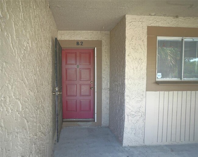 Primary Photo - 6338 Newtown Cir