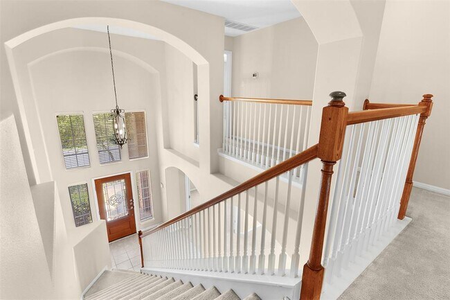 Building Photo - 3206 Luminoso Ln E