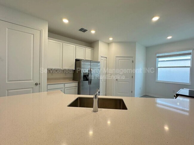 Building Photo - 5298 Diamondleaf Dr