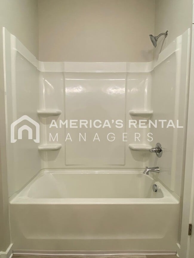 Building Photo - Home for Rent in Jemison, A!! COMING SOON. Sign a 13 month lease by 3/15 to GET 1 MONTH FREE RENT!!