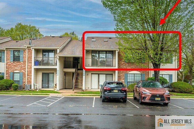 Building Photo - 64 Taylor Dr