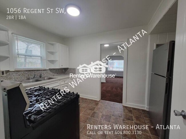 Building Photo - 1056 Regent St SW