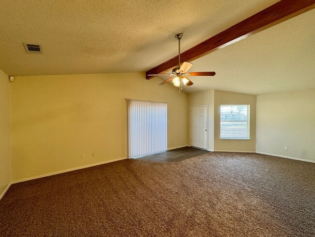 Building Photo - 1619 Breezy Dr