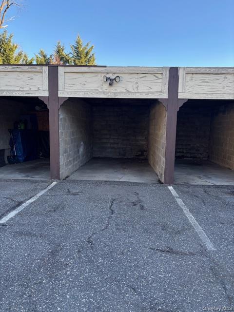 Building Photo - 159 Main St