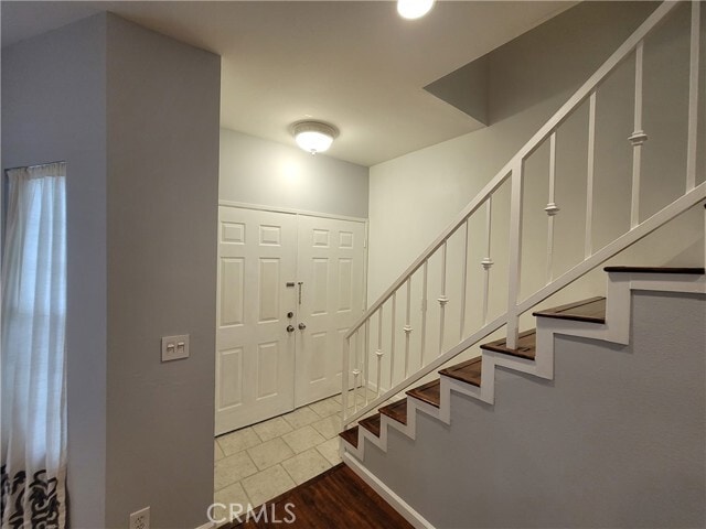 Building Photo - 5730 Vineland Ave