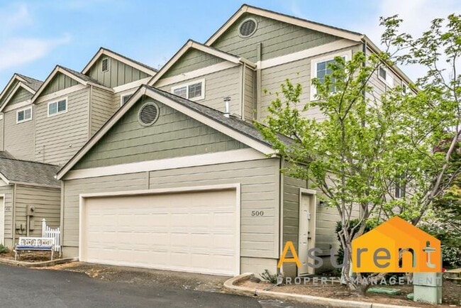 Building Photo - 3 Bed, 2.5 Bath Home