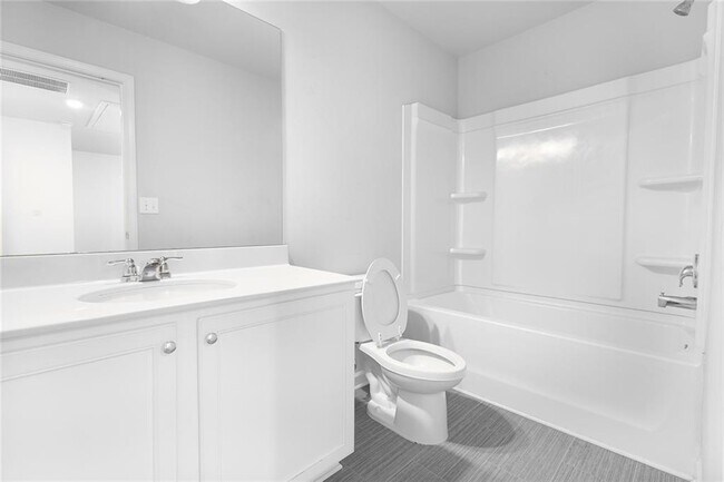 Building Photo - 7095 Gladstone Cir