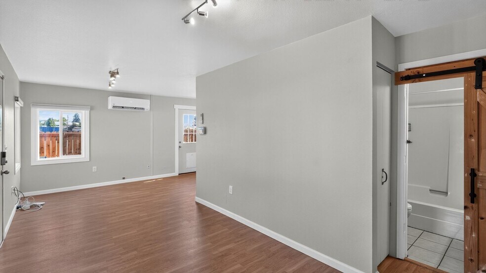 Building Photo - 110 N 3rd St