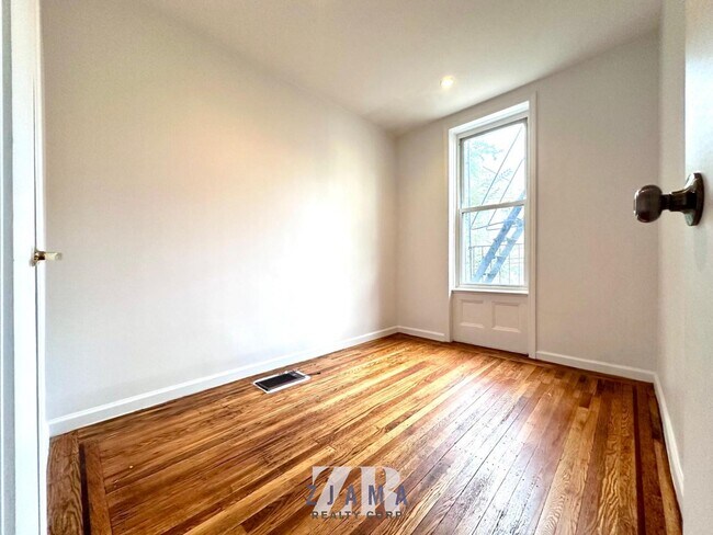 Building Photo - 595 Eastern Pkwy