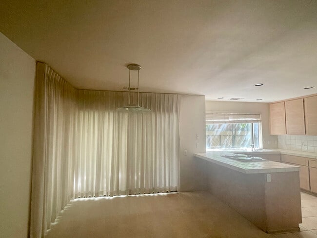 Dining room - 1915 Discovery Village Ln