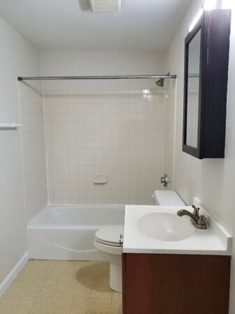 Building Photo - 11 John St