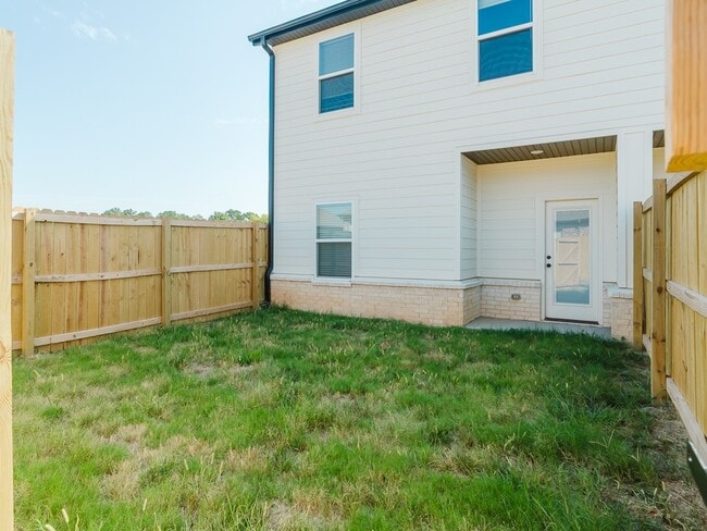 Building Photo - 1717 Cuppett Cir