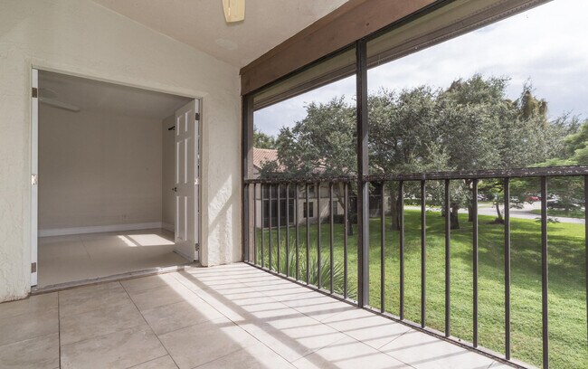 Building Photo - 3129 Millwood Terrace