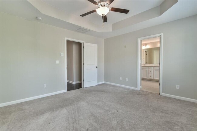 Building Photo - 354 Provenance Dr