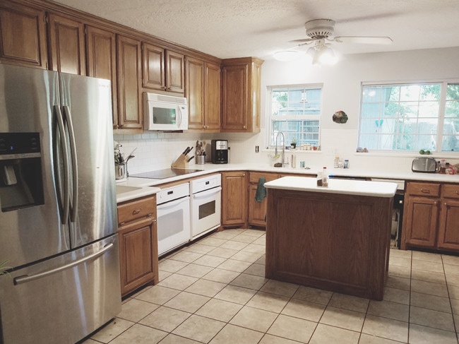 Building Photo - Terrace