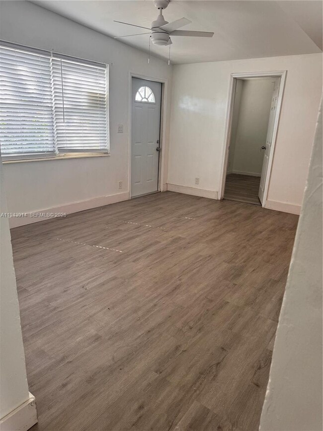 Building Photo - 5721 SW 41st St