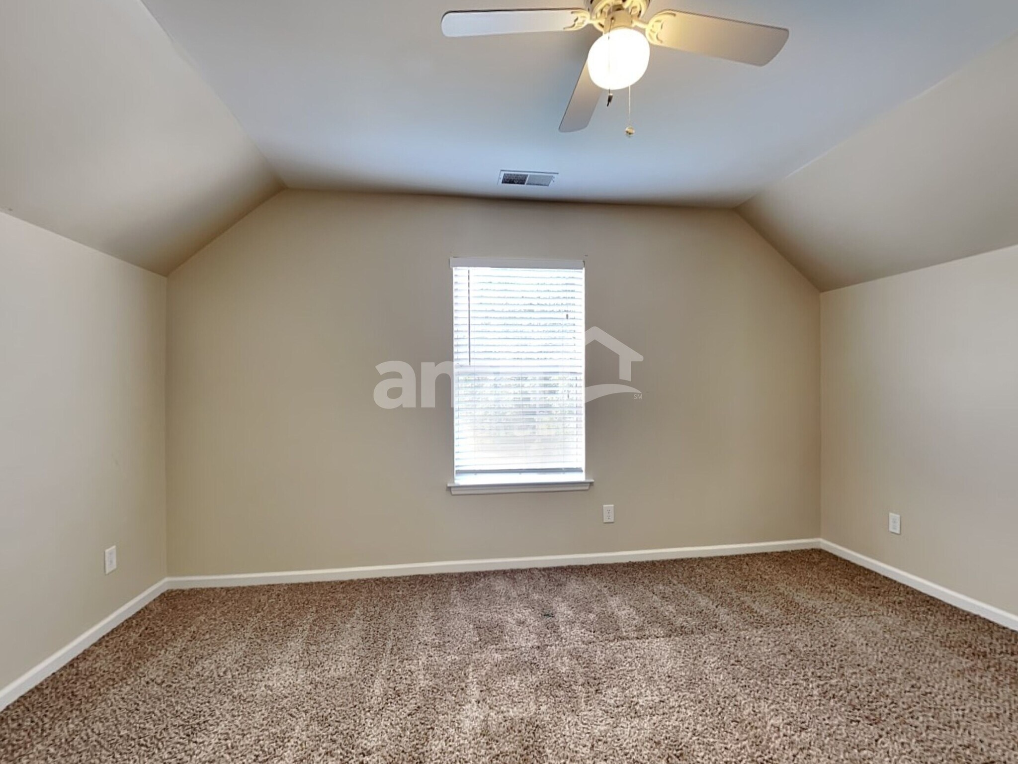Building Photo - 4809 Wheatfield Dr
