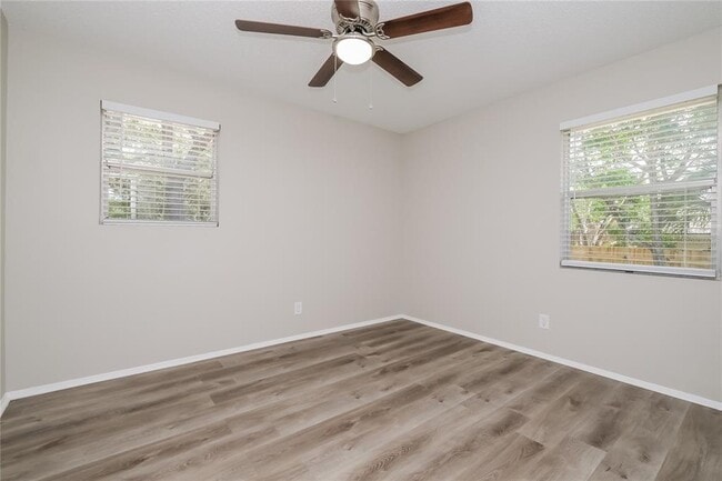 Building Photo - 425 S Disston Ave