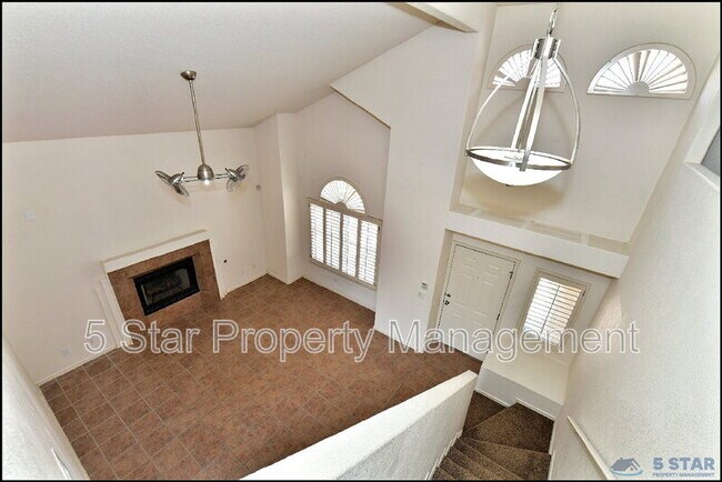 Building Photo - 6372 Franklin Ridge Dr