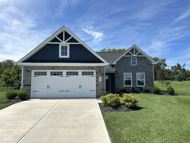 Building Photo - 982 Independence Dr
