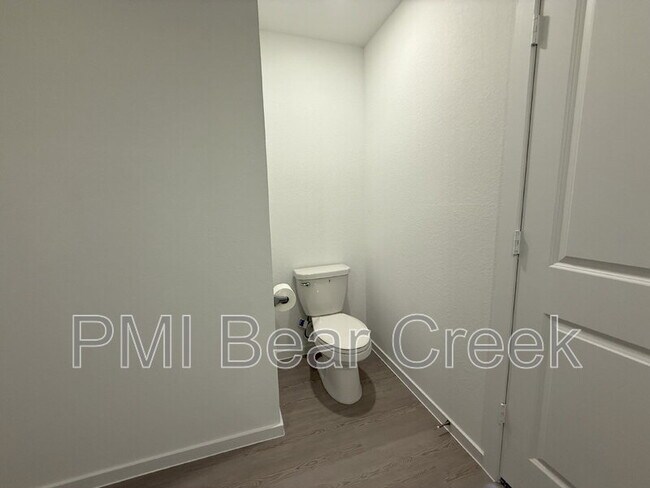 Building Photo - 10268 Prairie Dunes Ln
